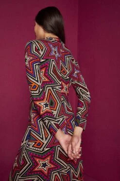 Farm Rio Mystic Trip Lenzing™ Ecovero™ Jersey Dress 12 Farm Rio Mystic Trip Lenzing™ Ecovero™ Jersey Dress -Trend Farm Rio 301939 05 1