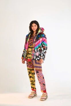 Farm Rio Patchwork Tapestry Smiley® Pants -Trend Farm Rio 305163 04