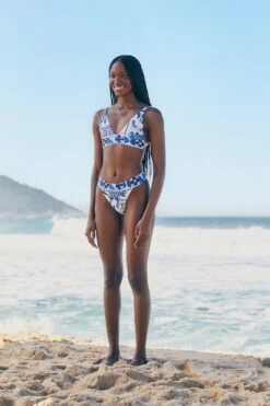 Farm Rio Sweet Rio Bikini Bottom 10 Farm Rio Sweet Rio Bikini Bottom -Trend Farm Rio 307104 03