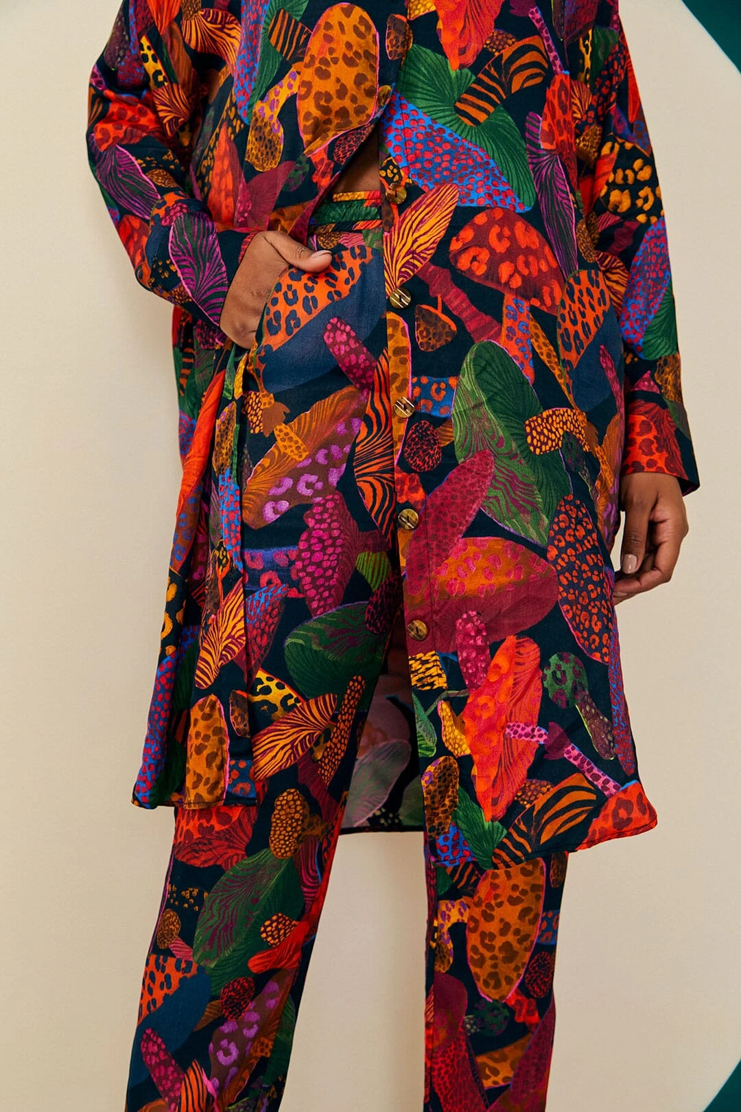 Farm Rio Leopard Mushroom Lenzing™ Ecovero™ Viscose Pants 4 Farm Rio Leopard Mushroom Lenzing™ Ecovero™ Viscose Pants - Image 2