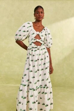 Farm Rio Cross Stitch Coconut Embroidered Midi Dress -Trend Farm Rio 309371 02