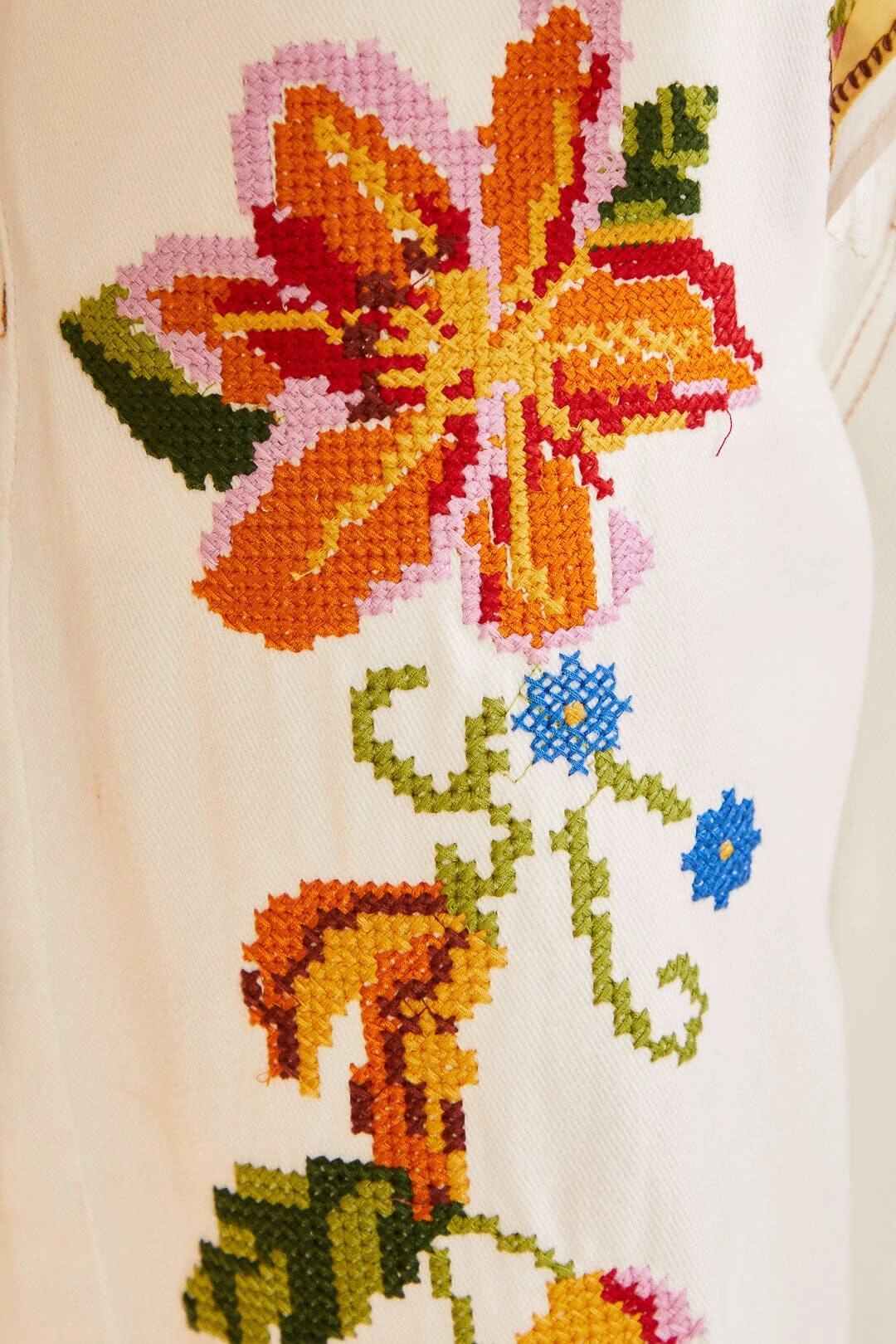 Farm Rio Embroidered Floral Twill Pants 7 Farm Rio Embroidered Floral Twill Pants - Image 5