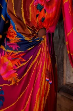 Farm Rio Vintage Wave Circle Cut-Out Midi Dress -Trend Farm Rio 312373 04